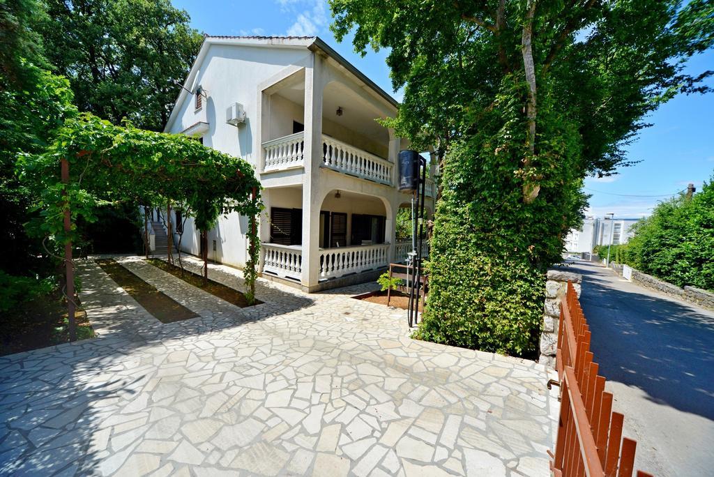 Apartments Karmelic マリンスカ 部屋 写真
