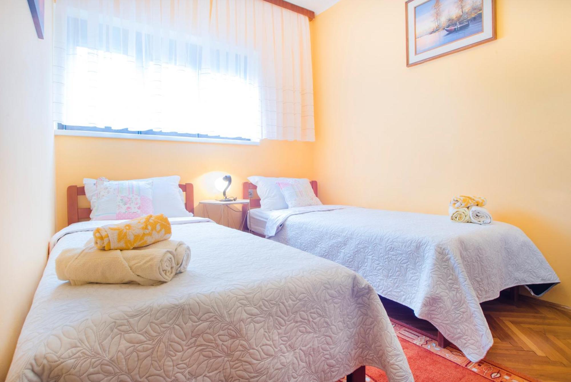 Apartments Karmelic マリンスカ エクステリア 写真