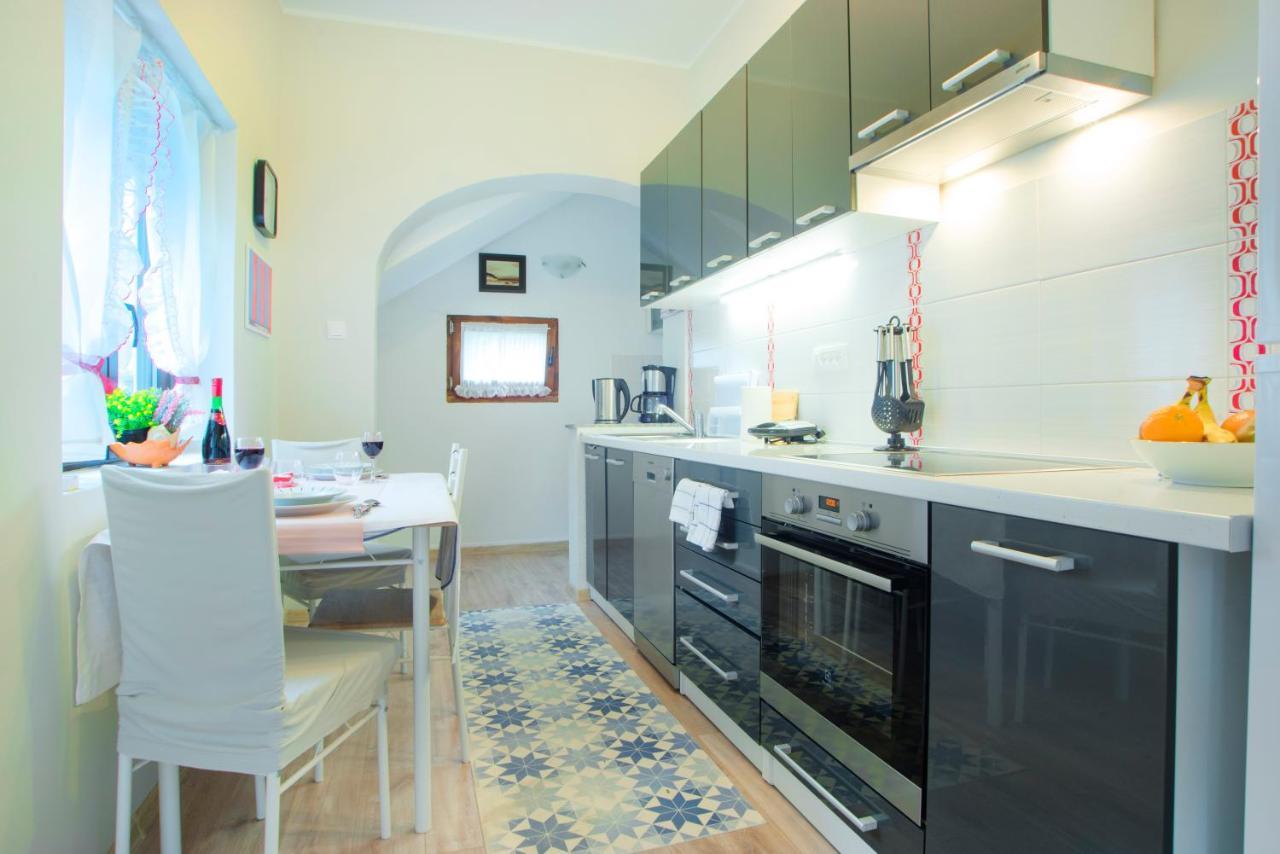 Apartments Karmelic マリンスカ エクステリア 写真